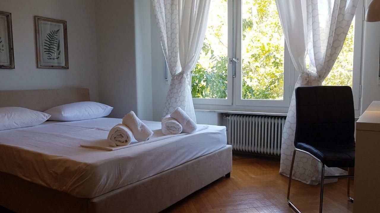 Violet Errathens Apartment - Athens Center, 7 Bd, 3 Bath Exterior photo