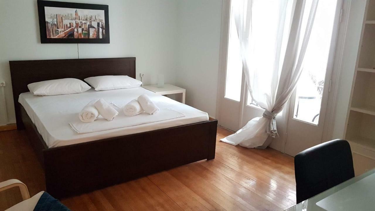 Violet Errathens Apartment - Athens Center, 7 Bd, 3 Bath Exterior photo